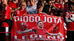 Liverpool x Bournemouth: Homenagem Emocionante e Desafio no Anfield! - Imagen ilustrativa del artículo