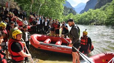 Zamantı Irmağı'ndaki “rafting” yarışının startı verildi İhlas Haber Ajansı