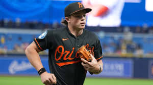 Holliday discusses potential position change after return to O's lineup
