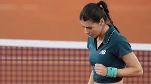 Tenis: Sorana Cîrstea, în șaisprezecimi la Madrid. Gabi Ruse, meci mare cu Rybakina în turul secund