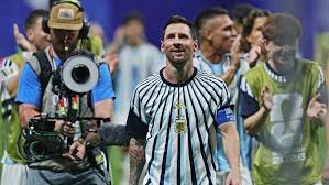 Poco fútbol, mucha épica y todo Messi en la Argentina de “la llorona” Scaloni