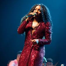 Morre Adriana Araújo, ícone do samba mineiro, aos 49 anos