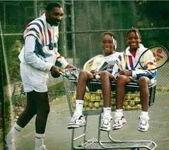 Abidjan CatalOgue - Richard Williams, le père des championnes de tennis Venus et Serena. C'est en voyant une joueuse de tennis roumaine brandir un chèque de 40 000 dollars que Richard Williams