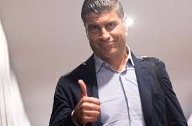 Pedro Emanuel exalta vaga do Vasco e mira título: "Não vamos abdicar de nada"