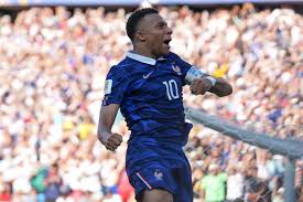 Mbappé y un gol que vale por 3: clasificación, líder goleador y a uno del histórico Messi