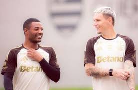 Dupla uruguaia pode reforçar o Flamengo contra o Olimpia