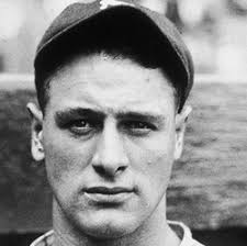 Lou Gehrig started to notice strong weakness in his arms while batting. His batting average went down for him per season. - 119943994