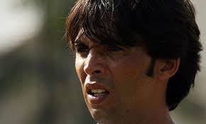 Photograph: Saeed Khan/AFP/Getty Images. Mohammad Asif, the Pakistan fast bowler, will remain in detention in Dubai until Sunday when he will face a ... - MohammedAsifSaeedKhanAFPGetty460