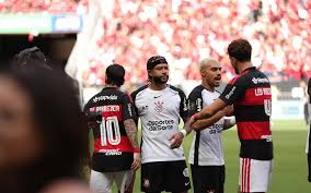 Titular do Corinthians imita dança de Paquetá após Supercopa, e vídeo viraliza
