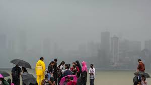 Red Alert In Mumbai Amid Heavy Rain, Civic Body Urges People To Stay Indoors