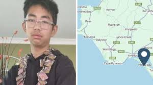 Desperate search for 12yo boy lost in surf