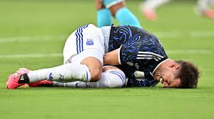 What happens if a player gets injured and when is the deadline for making changes in the World Cup roster?