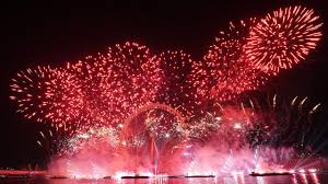 London welcomes the New Year in spectacular style