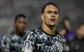 João Pedro Tchoca acerta com o Torino e aguarda aval do Corinthians para viajar para a Itália
