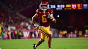 Eagles trade up, draft WR in Round 1