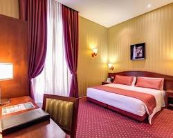 Augusta Lucilla Palace Rome room interior (由 AI 生成)