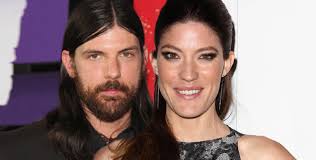 ... failed marriage to co-star Michael C. Hall and has been quietly dating the married folk-rock singer Seth Avett, RadarOnline.com has exclusively learned. - AT3EmTh