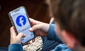 عودة "فيسبوك" للعمل بعد خلل تقني بدول عديدة