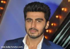 Actor Arjun Kapoor has reportedly kept his late mother Mona Shourie Kapoor&#39;s room as it is, with Chetan Bhagat&#39;s book &quot;2 States&quot; lying intact on her book ... - 310328-jla63anr