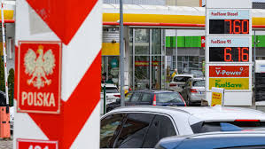 Hohe Spritpreise in Brandenburg: Wann lohnt sich der Tank-Ausflug nach Polen?