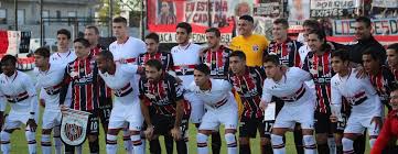 "Vai lá de coração": como amizade com Chacarita embala São Paulo antes de duelo com o Boca