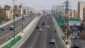 کاهش ترافیک صبحگاهی تهران به دنبال تعطیلی مراکز آموزشی و دورکاری کارمندان