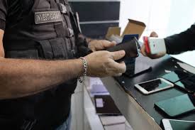 Baianos com celulares roubados serão notificados pela polícia; entenda