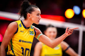 Craque da Seleção de Vôlei diz ter Gabi como inspiração: ‘Meu sonho chegar ao nível dela’