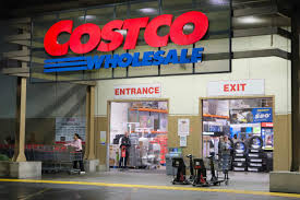 Costco’s stock chart sees a bullish ‘golden cross’ just before earnings are released