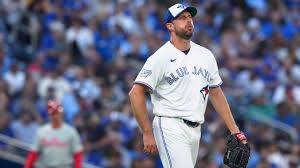 Jays' Max Scherzer waits to decide on returning for 20th season