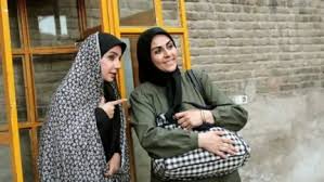«بیگانه‌ای با من است» چه داستانی دارد؟ جزئیاتی که هنوز کسی ن|اندیشه معاصر
