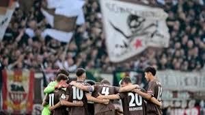 St. Pauli empfängt Wolfsburg zum Absteiger-Duell — NDR.de