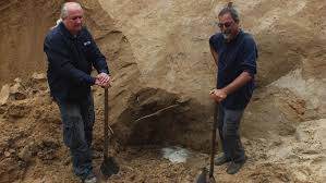 Résultat de recherche d'images pour "nazi mass grave"