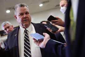 Trump disparages Jon Tester's weight during fundraiser, saying he 'looks pregnant'