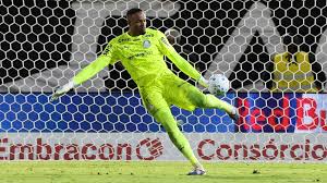 'Goleiro que ganha jogos': como Carlos Miguel foi unanimidade no Palmeiras desde transição e caiu nas graças da comissão técnica