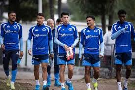Atacante perde espaço no Cruzeiro e fica fora de jogo contra Barcelona-EQU