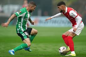 El Betis recibe al SC Braga a un gol de una cita con la historia