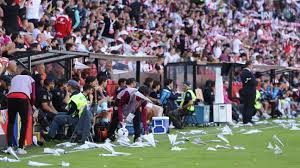 Rayo Vallecano vs. Athletic Club suspended after fans launch paper plane protest