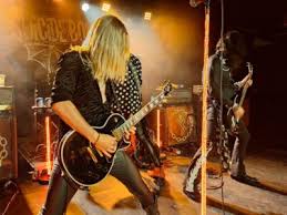 SUiCiDE BOMBERS rocken Oslo: Heimspiel im Goldie!