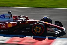 Hamilton Choca Monza! Relógio de R$8 Milhões na Estreia Ferrari! - Imagen ilustrativa del artículo