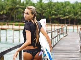 Resultado de imagem para hottest surfer