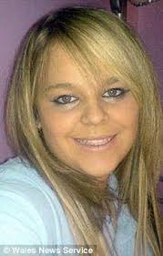 Amy Wright jumped to her death at Pontcysyllte bridge in North Wales. A heartbroken girl jumped to her death after a text row with her boyfriend - and left ... - article-1346847-0CBF4295000005DC-388_233x365