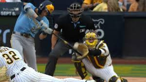 Yelich knocks in Contreras with homer after both moved down in lineup