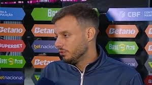 Anselmi diz que problemas não devem servir como desculpa e vê Botafogo pronto para estreia no Brasileirão: ‘Jogadores estão muito motivados’