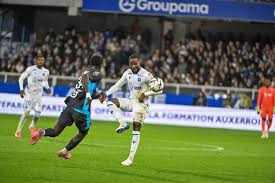 L'AJA doit faire tourner ses compteurs face au Paris, suivez notre direct