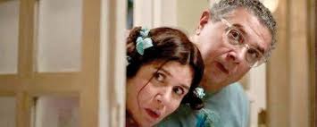 «فيها إيه يعني؟!».. نوستالجيا ورومانسية تُشبه أفلام الأبيض والأسود