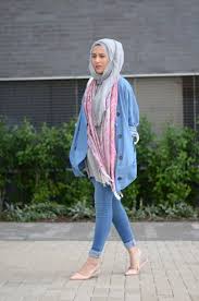 Hasil gambar untuk jeans cewek hijab terbaru 2016