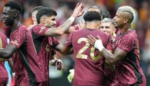 Besiktas e Galatasaray definem escalações para clássico decisivo na liga turca com foco tático