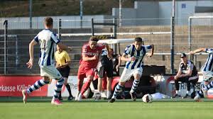 Derrota de la Real en el primer amistoso ante el Colonia (2-0)