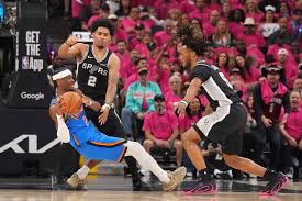 Spurs fans troll Shai-Gilgeous Alexander, boo Thunder as officiating discourse grows